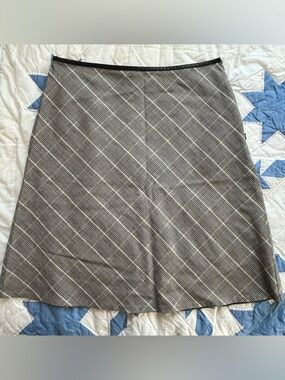 New York & Company Gray Plaid Pencil Skirt